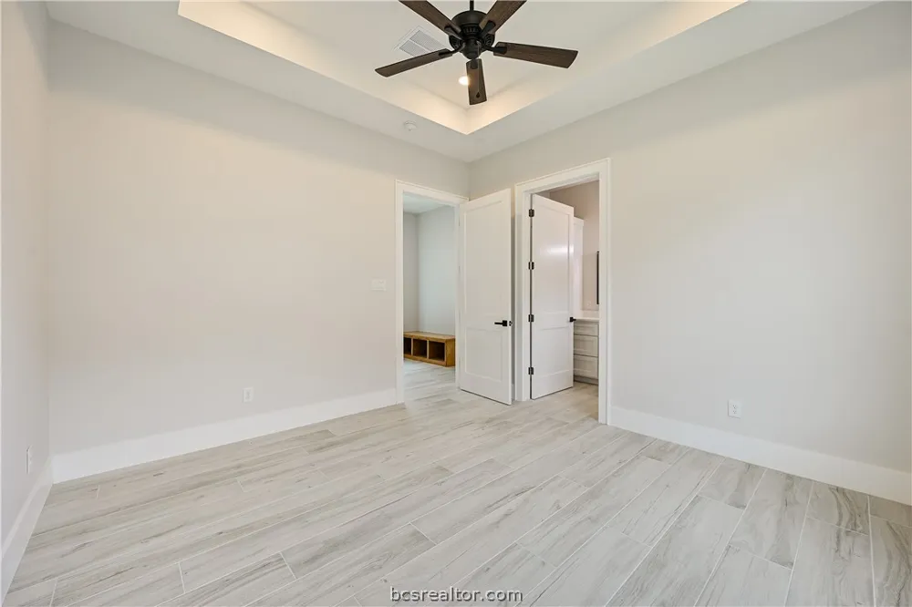 2044 Pebble Bend Drive College Station, TX 77845