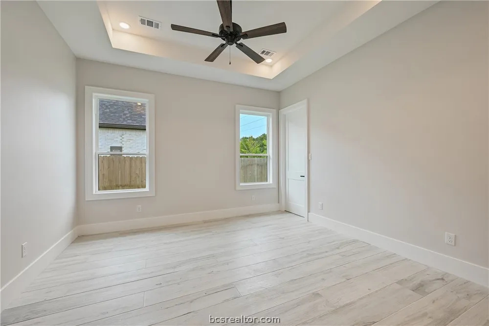 2044 Pebble Bend Drive College Station, TX 77845
