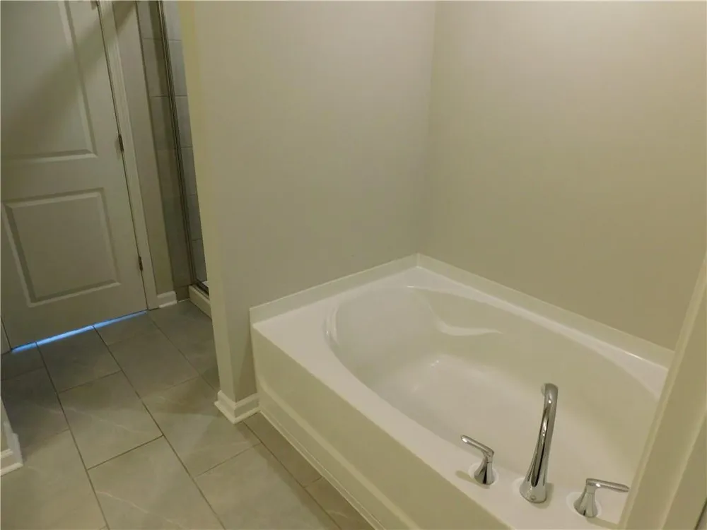 74 Dewey Road Lilburn, GA 30047