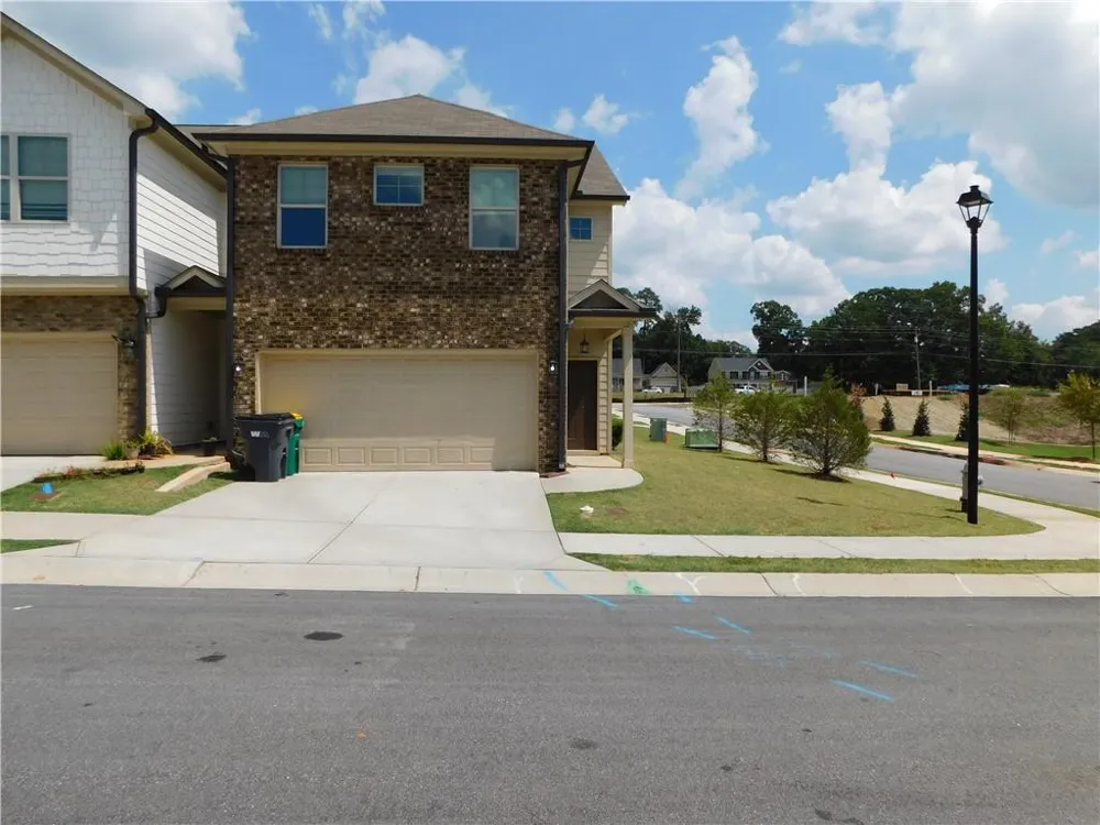 74 Dewey Road Lilburn, GA 30047