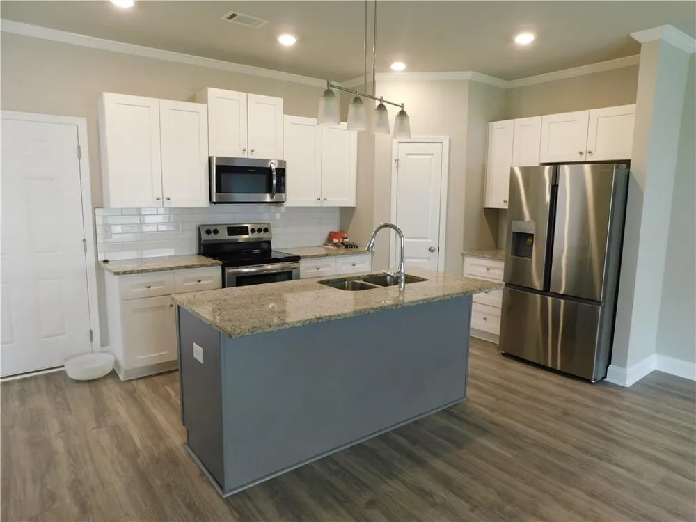 74 Dewey Road Lilburn, GA 30047