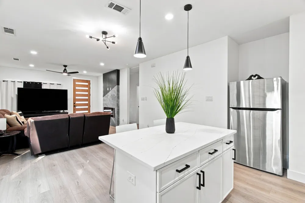 1535 Caldwell Street Dallas, TX 75223