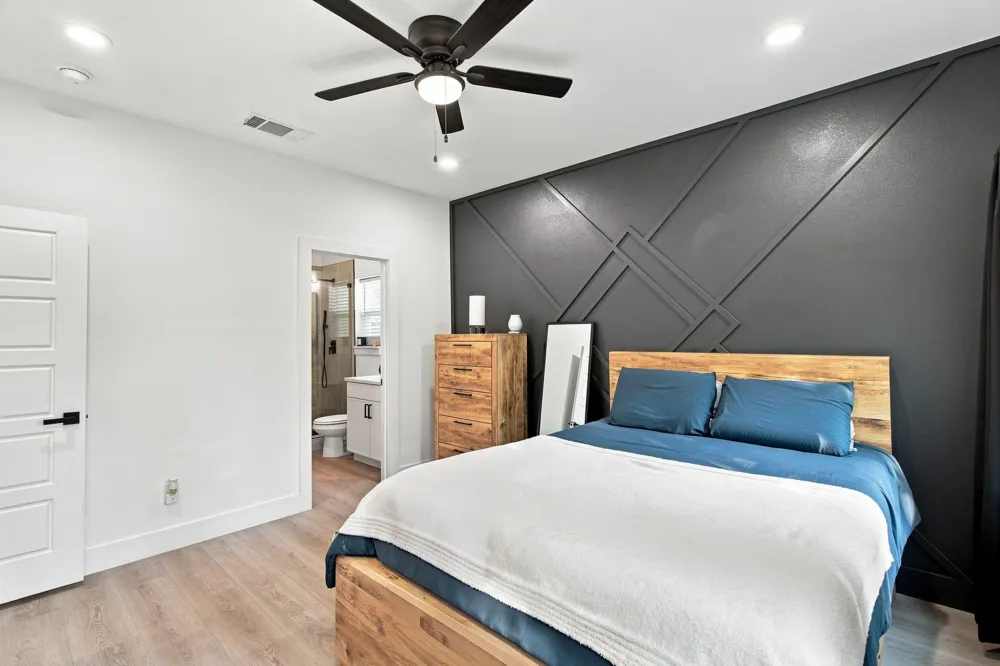 1535 Caldwell Street Dallas, TX 75223