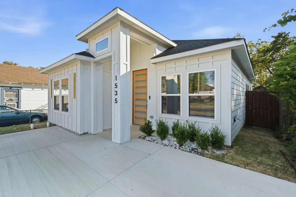 1535 Caldwell Street Dallas, TX 75223