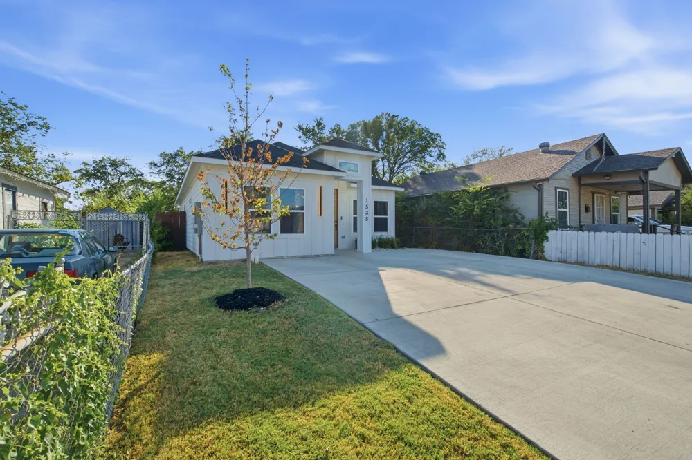 1535 Caldwell Street Dallas, TX 75223