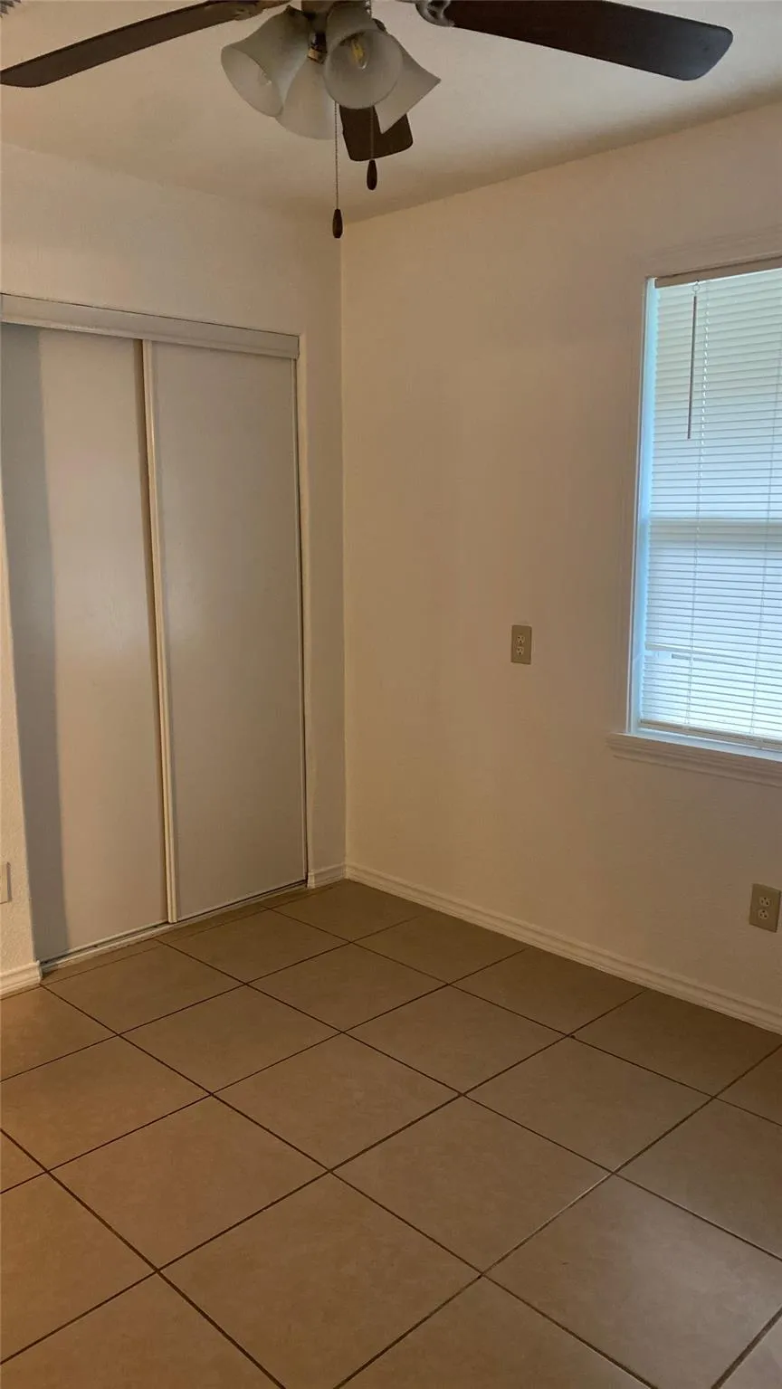 4410 Nicoini St Dickinson, TX 77539