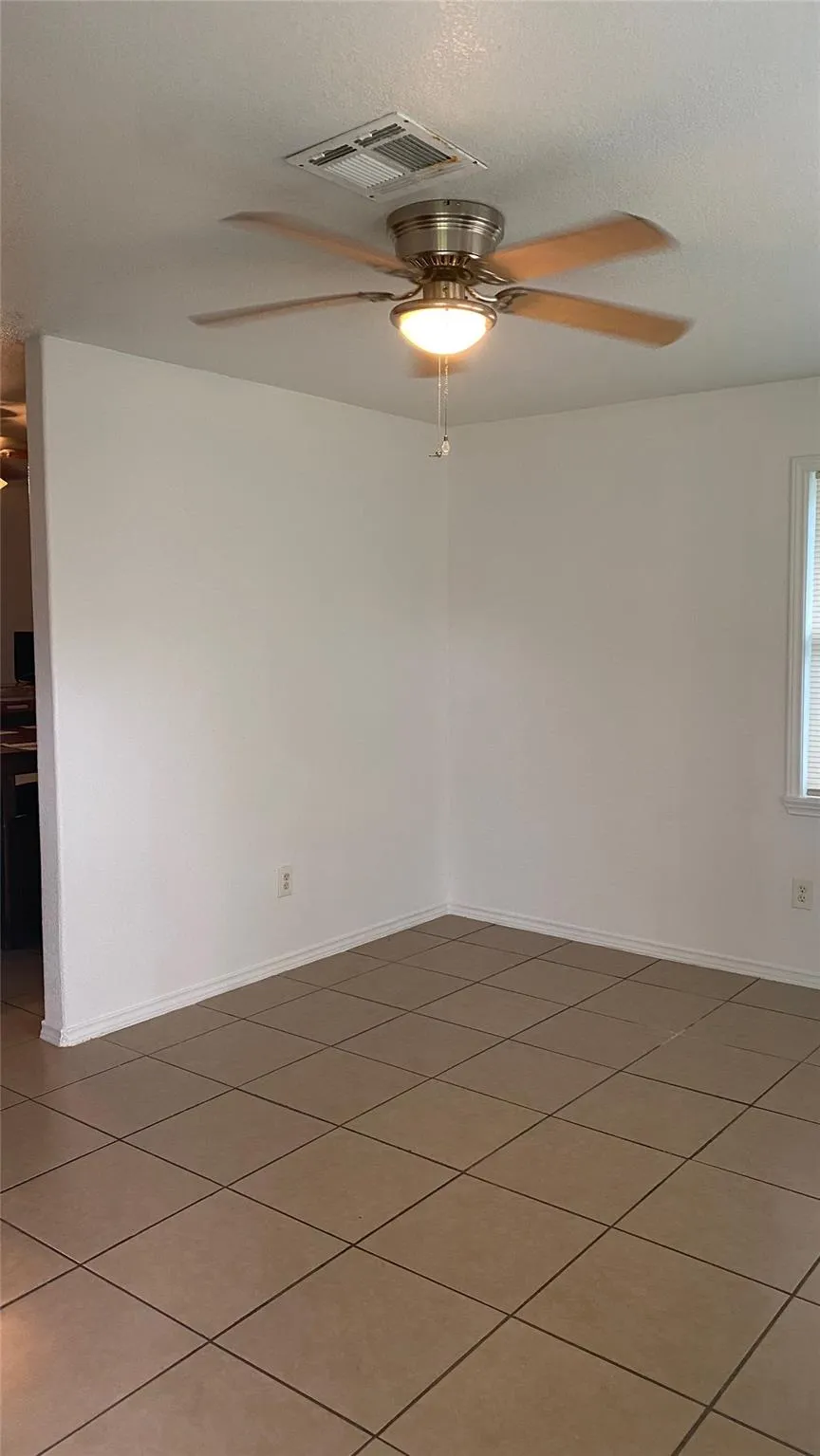 4410 Nicoini St Dickinson, TX 77539
