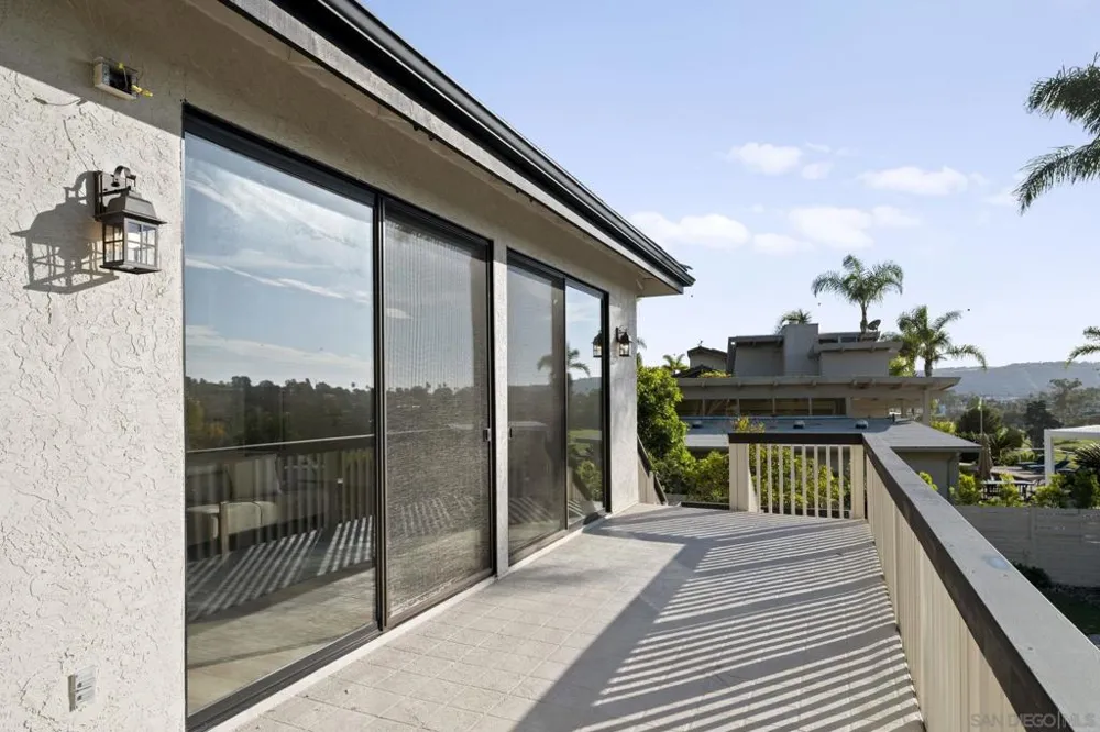 7001 Almaden Ln Carlsbad, CA 92009
