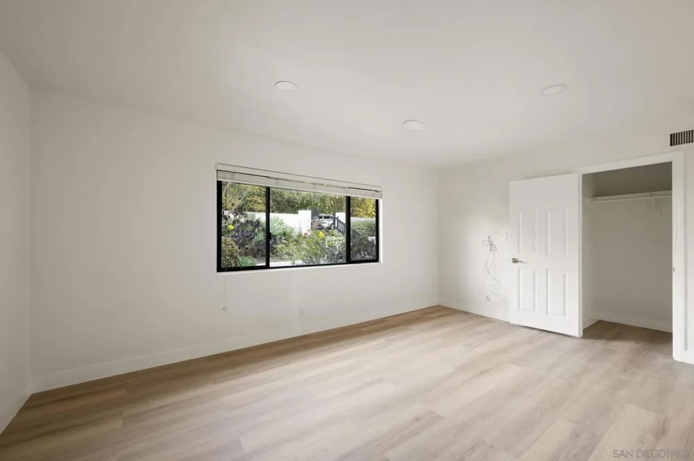 7001 Almaden Ln Carlsbad, CA 92009