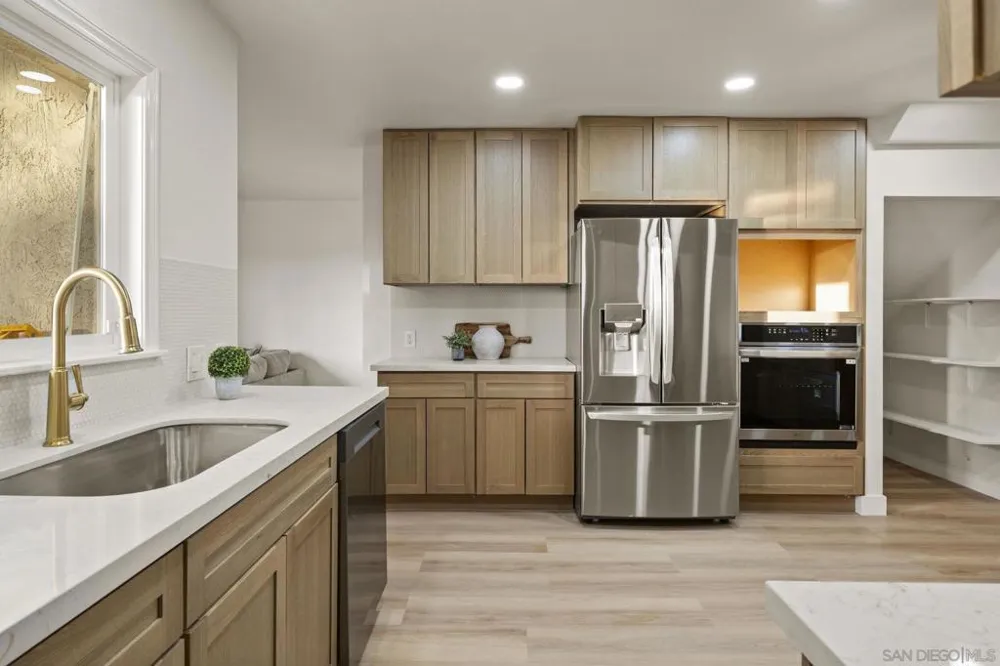 7001 Almaden Ln Carlsbad, CA 92009