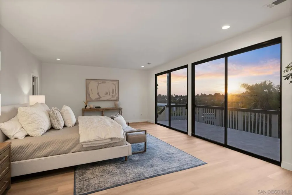 7001 Almaden Ln Carlsbad, CA 92009