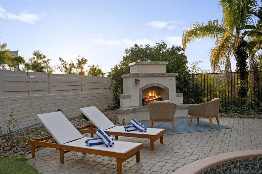 7001 Almaden Ln Carlsbad, CA 92009