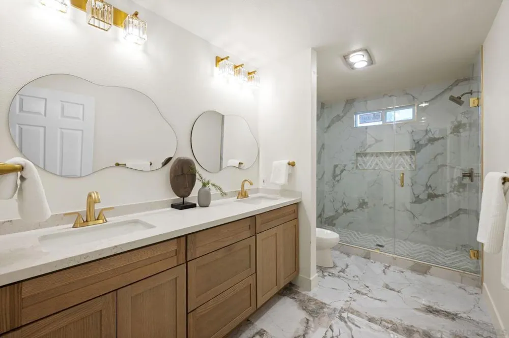 7001 Almaden Ln Carlsbad, CA 92009