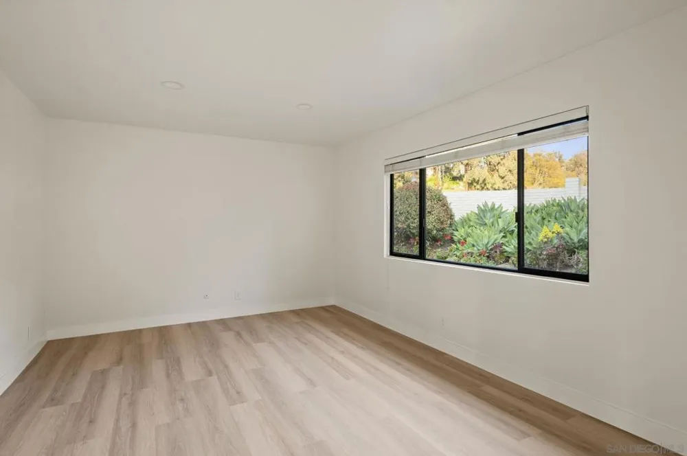 7001 Almaden Ln Carlsbad, CA 92009