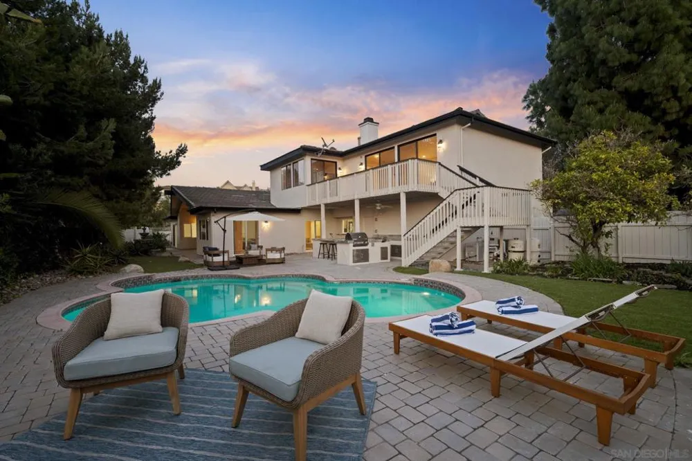 7001 Almaden Ln Carlsbad, CA 92009