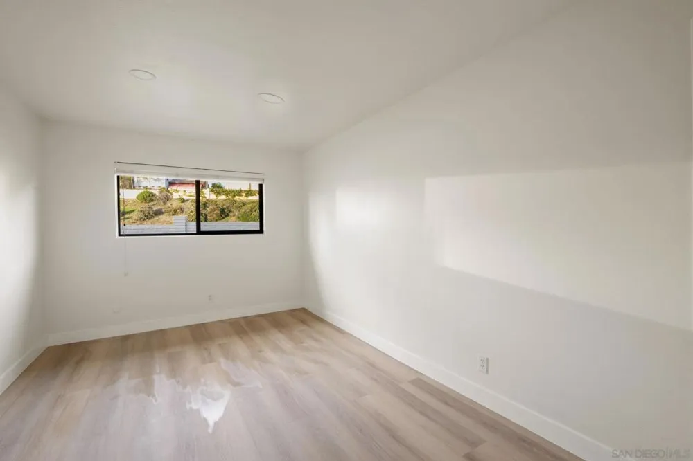 7001 Almaden Ln Carlsbad, CA 92009