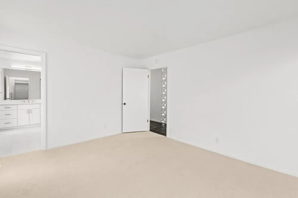 3 Trinity Court Menlo Park, CA 94025