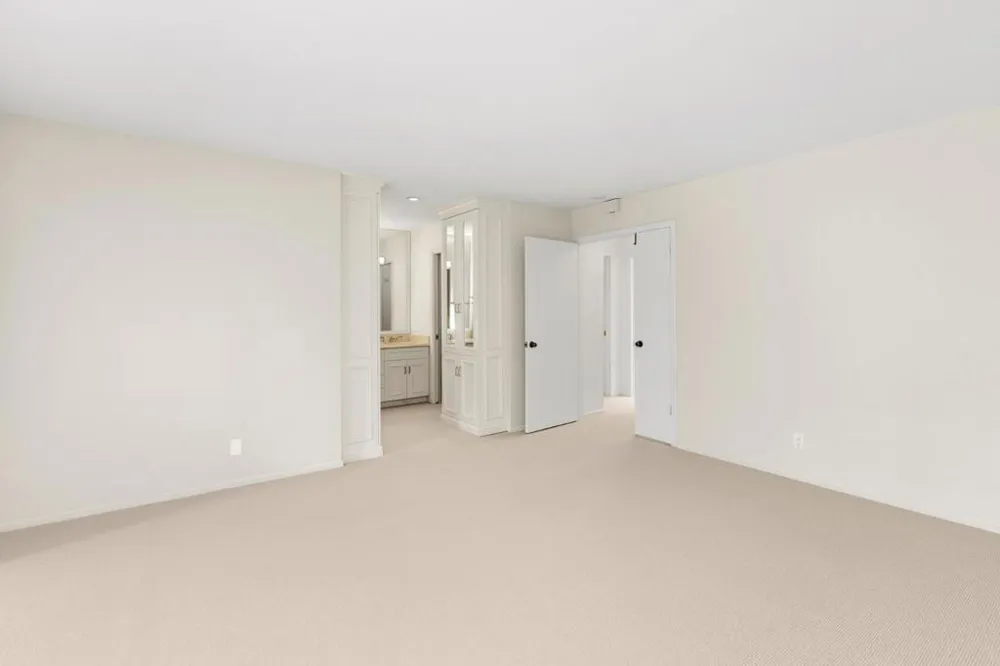 3 Trinity Court Menlo Park, CA 94025