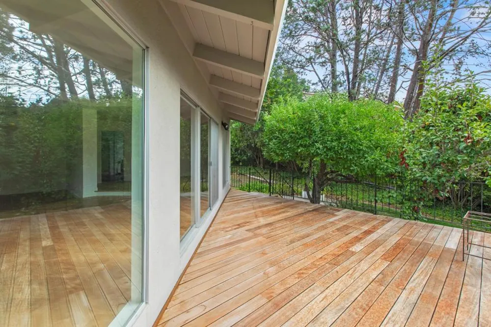 3 Trinity Court Menlo Park, CA 94025