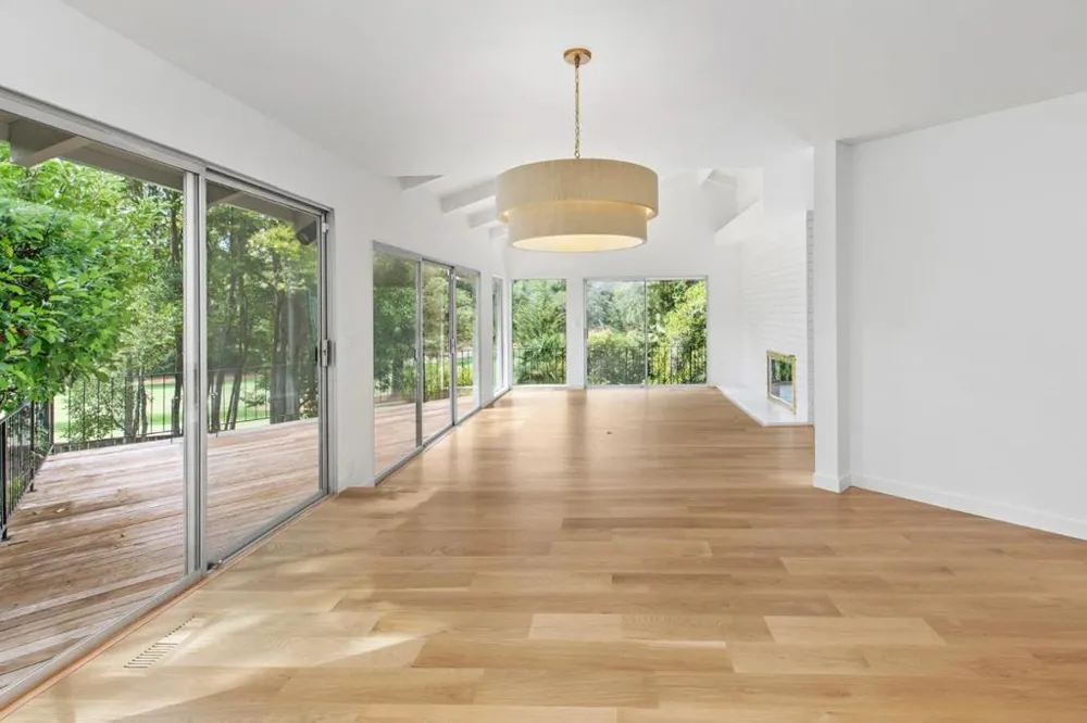 3 Trinity Court Menlo Park, CA 94025