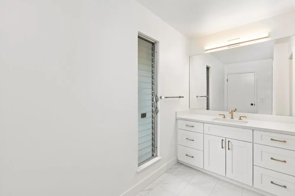 3 Trinity Court Menlo Park, CA 94025