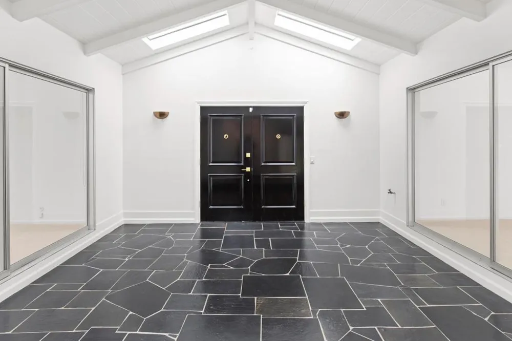 3 Trinity Court Menlo Park, CA 94025