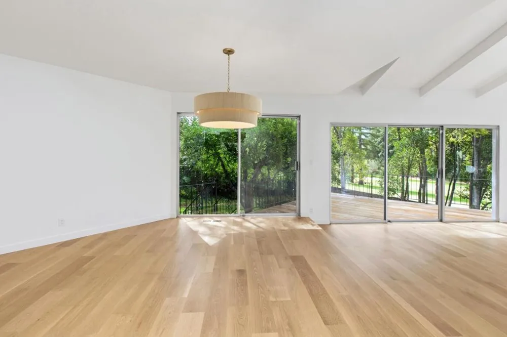3 Trinity Court Menlo Park, CA 94025