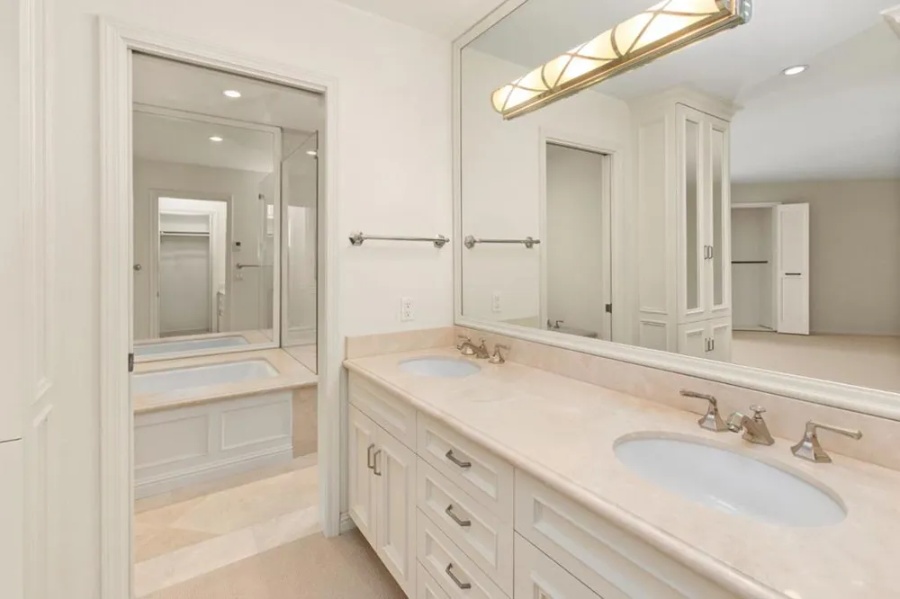 3 Trinity Court Menlo Park, CA 94025
