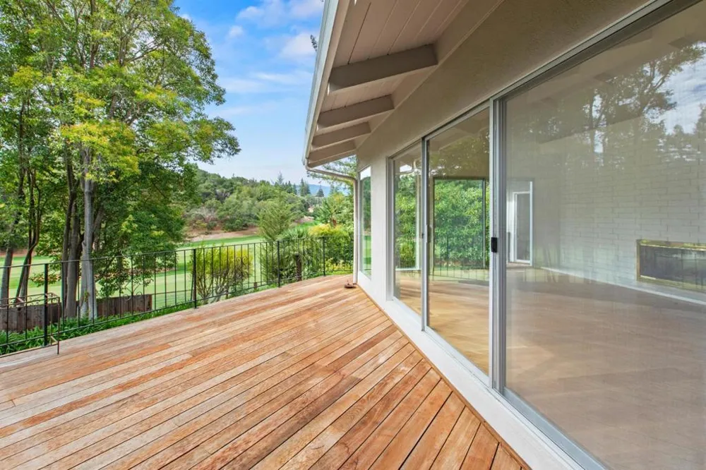 3 Trinity Court Menlo Park, CA 94025