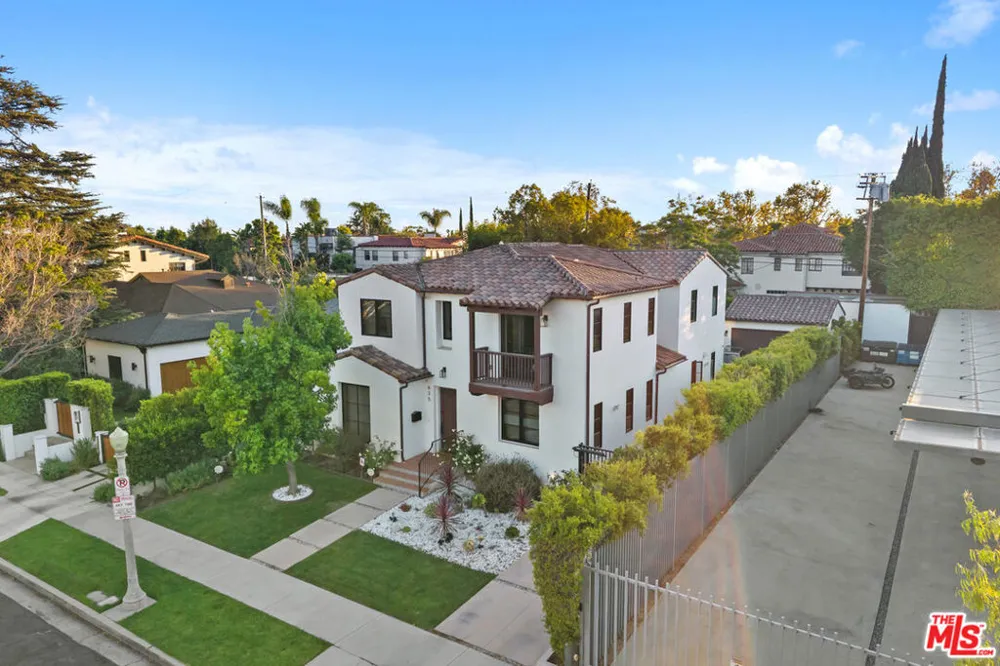 635 Seward Street Los Angeles, CA 90004