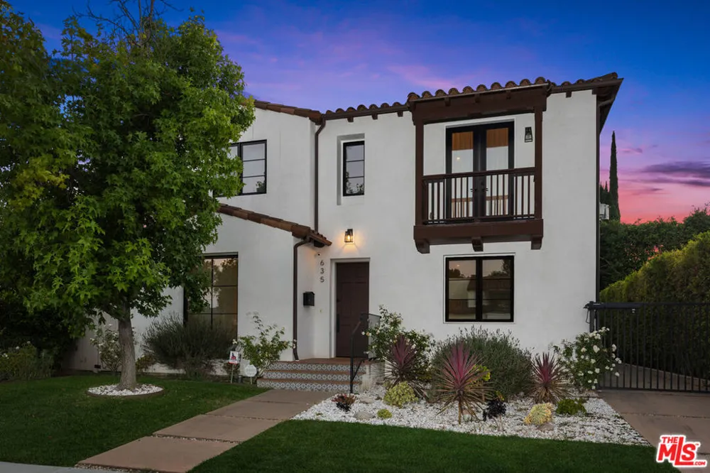 635 Seward Street Los Angeles, CA 90004