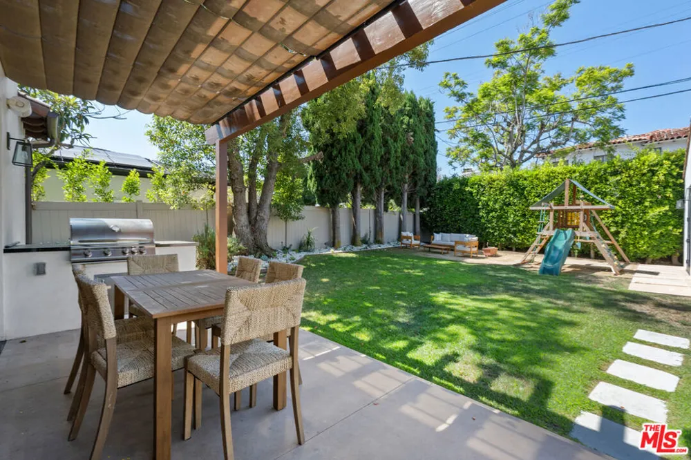 635 Seward Street Los Angeles, CA 90004