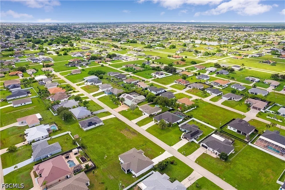 NW 14th Terrace Cape Coral, FL 33993