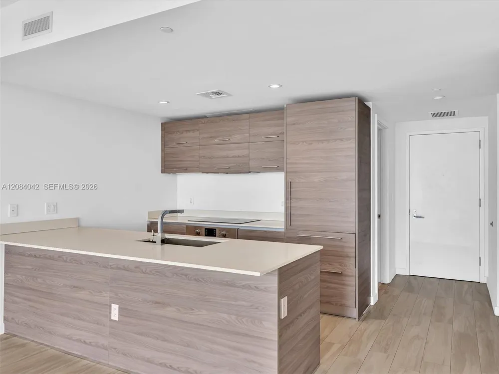 1300 S Miami Ave #3503 Miami, FL 33130