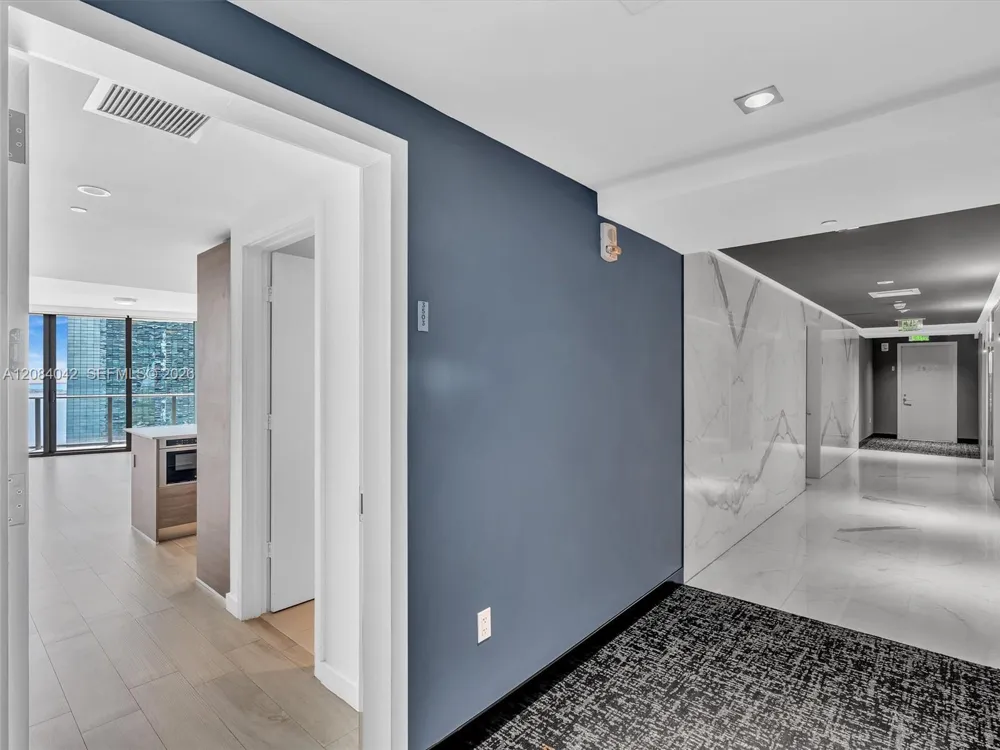1300 S Miami Ave #3503 Miami, FL 33130