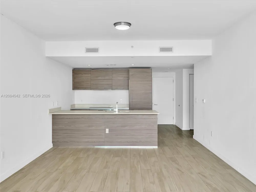 1300 S Miami Ave #3503 Miami, FL 33130