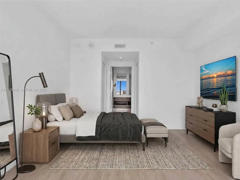 1300 S Miami Ave #3503 Miami, FL 33130