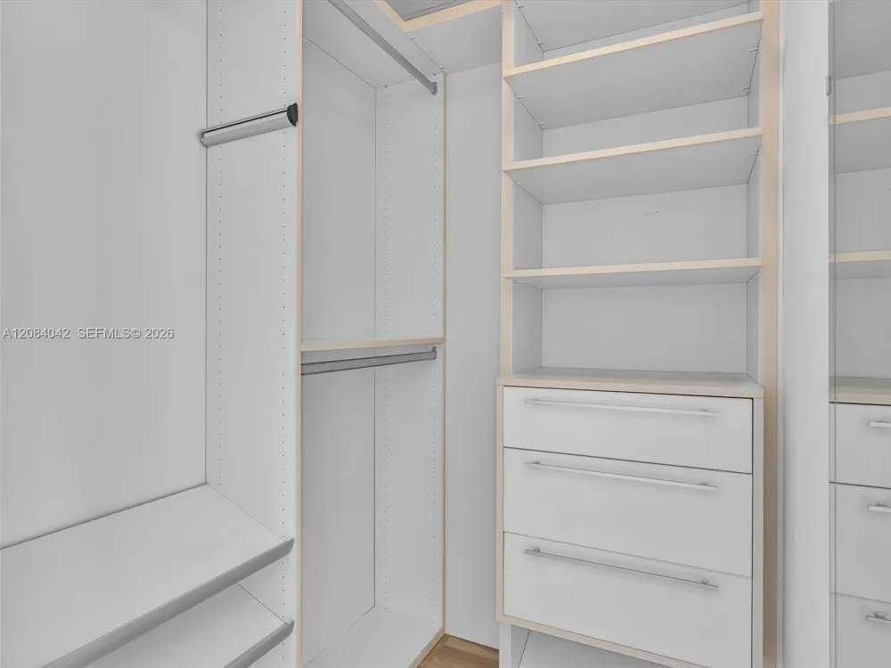 1300 S Miami Ave #3503 Miami, FL 33130