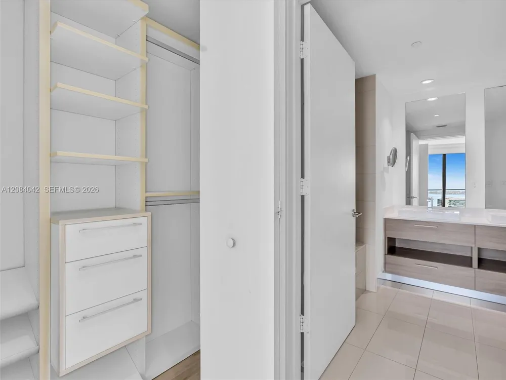 1300 S Miami Ave #3503 Miami, FL 33130