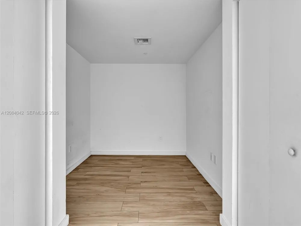 1300 S Miami Ave #3503 Miami, FL 33130