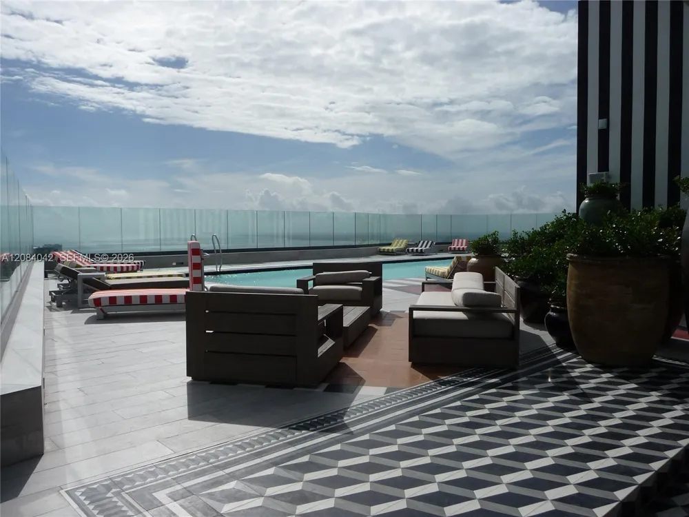 1300 S Miami Ave #3503 Miami, FL 33130
