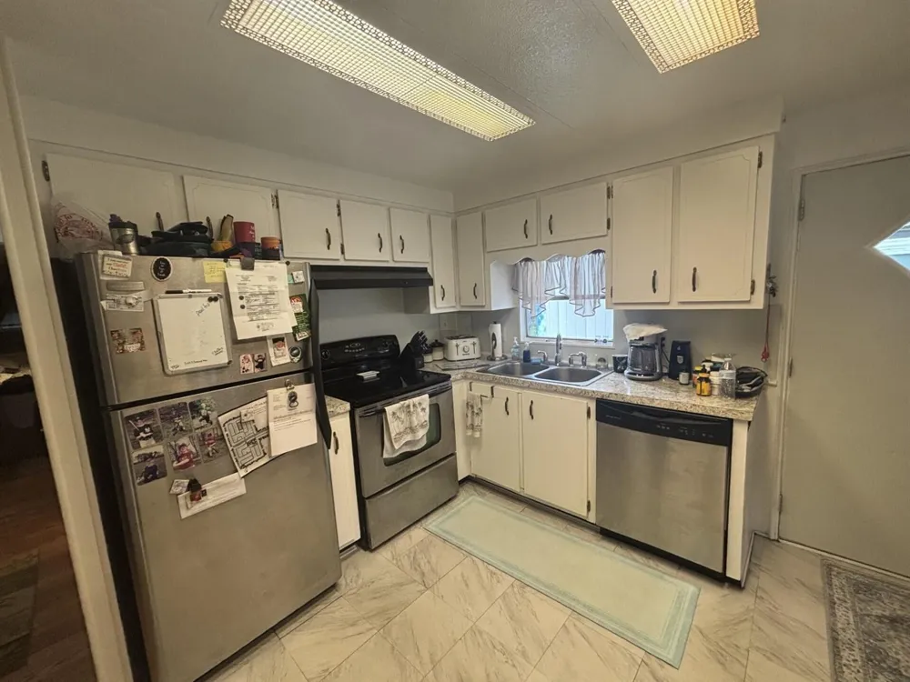 4042 Royal Manor Boulevard Boynton Beach, FL 33436