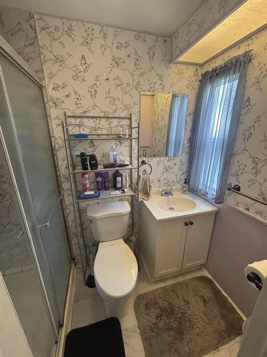 4042 Royal Manor Boulevard Boynton Beach, FL 33436