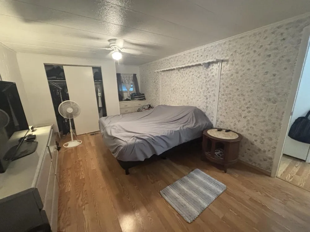 4042 Royal Manor Boulevard Boynton Beach, FL 33436