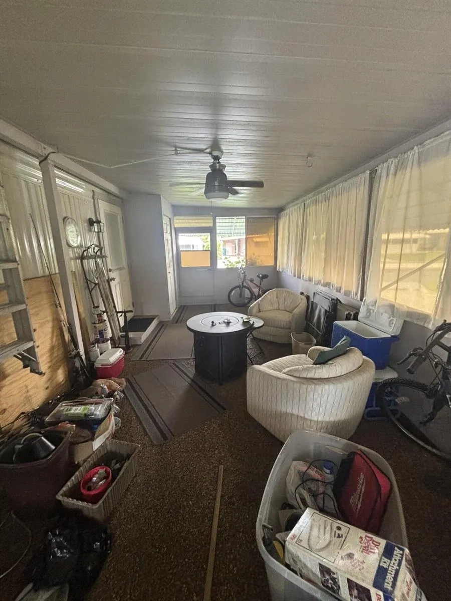 4042 Royal Manor Boulevard Boynton Beach, FL 33436