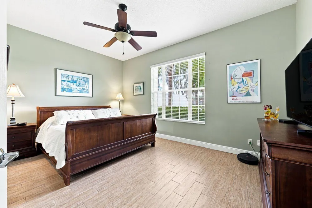 508 E Tall Oaks Drive Palm Beach Gardens, FL 33410