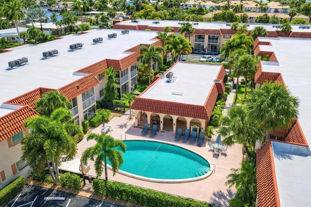 101 E Mcnab Road #102 Pompano Beach, FL 33060
