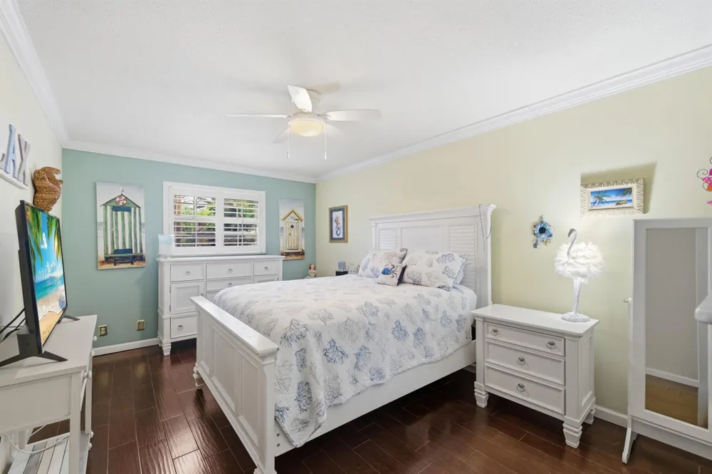 101 E Mcnab Road #102 Pompano Beach, FL 33060