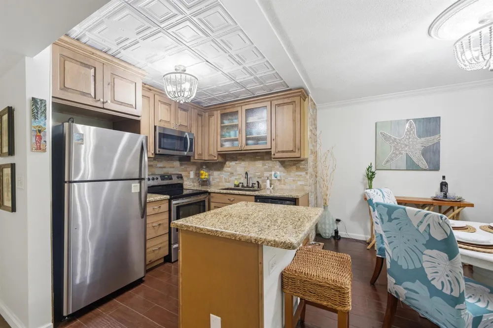 101 E Mcnab Road #102 Pompano Beach, FL 33060
