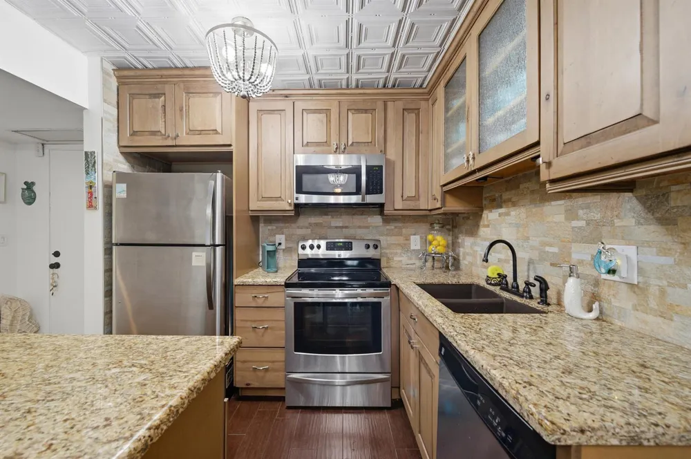101 E Mcnab Road #102 Pompano Beach, FL 33060